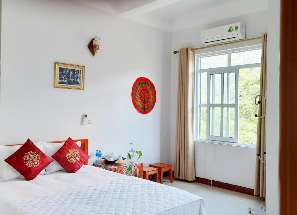 Viet Hoang Hotel Bao Lac Buitenkant foto